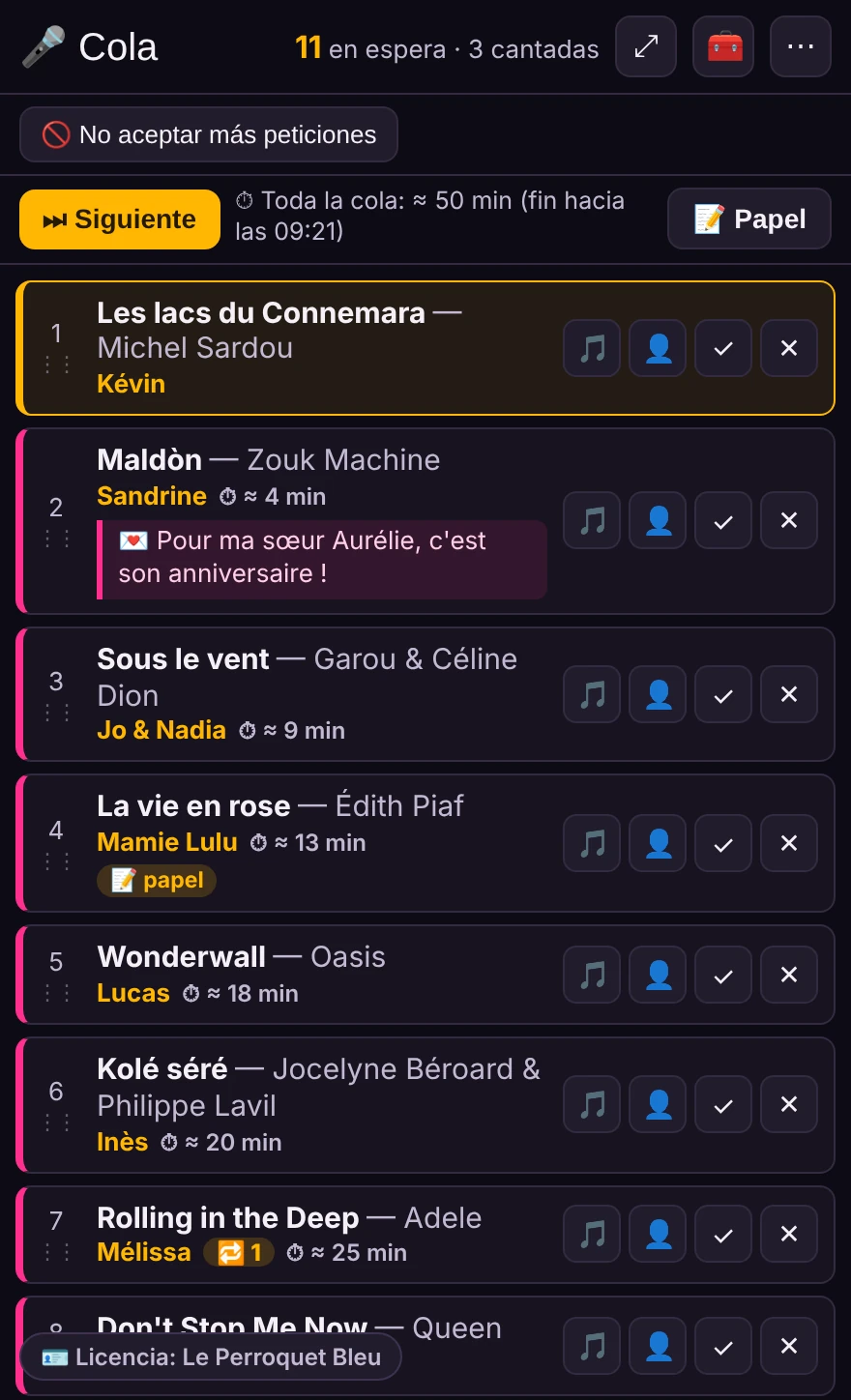 La pantalla del animador: la cola con, para cada petición, la canción, el cantante y la espera estimada.